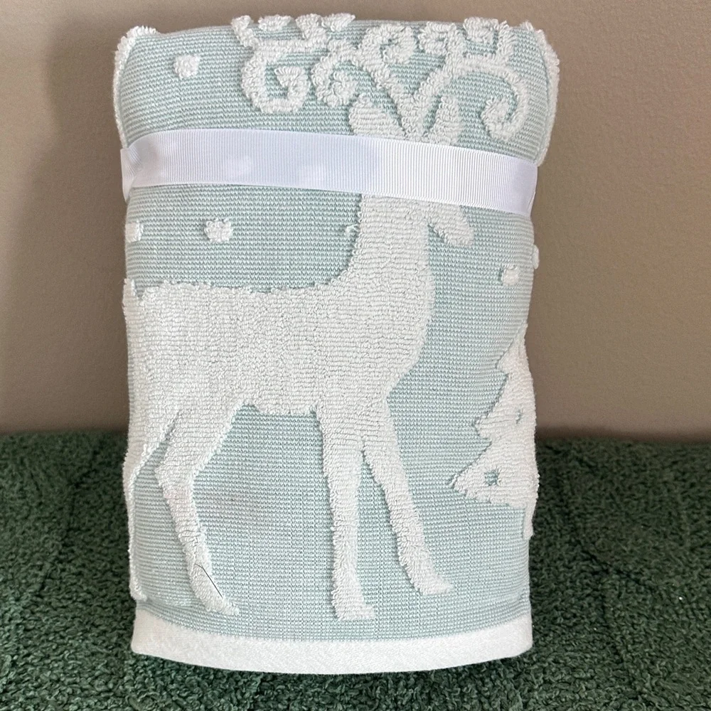 Bella Lux Winter Reindeer Ice Blue Hand Towels Set of 2 NEW!